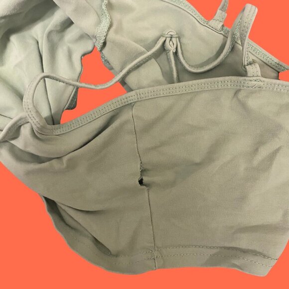 SHEIN Green Spaghetti Strap Cropped Tank โ XS with Small Flaw - Picture 6 of 6